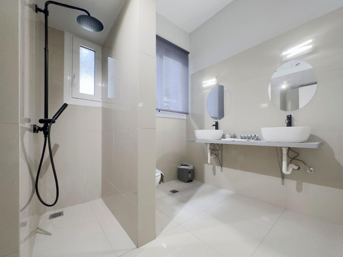 Satovriandou Spacious 128Sqm Apt In Athens Exterior photo